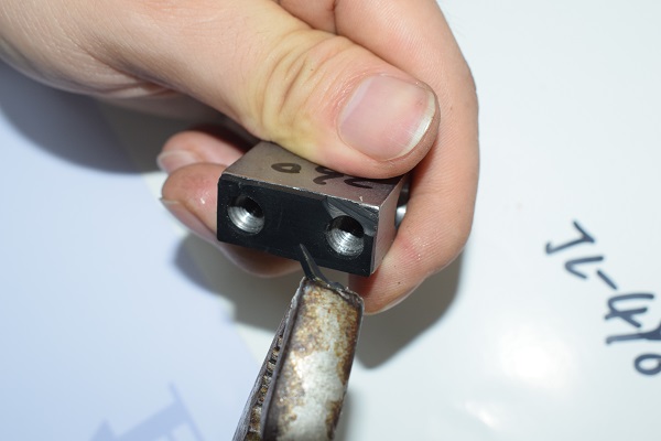 橡膠粘金屬 撕裂效果圖 聚力軟PVC膠水