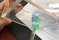 全透明不發(fā)白膠水 全透明不發(fā)白膠水