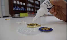 粘金屬配件和鋁合金,聚力瞬間膠靠的是專門和品質(zhì) 粘金屬配件和鋁合金,聚力瞬間膠靠的是專門和品質(zhì)