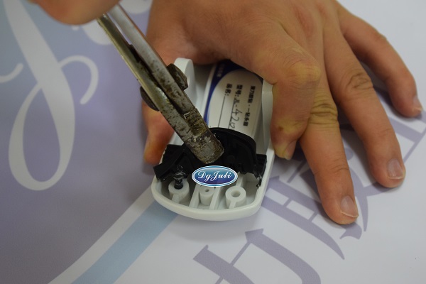 橡膠膠水粘塑料與橡膠,10秒快速固化膠水,橡膠膠水柔韌強(qiáng)度大 橡膠膠水粘塑料與橡膠,10秒快速固化膠水,橡膠膠水柔韌強(qiáng)度大