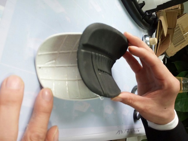 小腿護(hù)脛板膠水