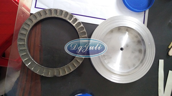 比502強(qiáng)萬倍的修補(bǔ)膠 快速修補(bǔ)鑄鐵 修補(bǔ)鑄鐵的膠