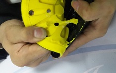 pp專用膠水粘接海綿的效果,玩具制品專用工業(yè)PP膠水_聚厲牌膠水