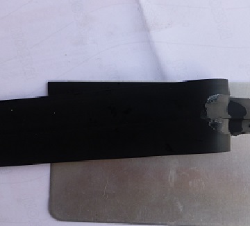 橡膠粘鐵用什么膠水?聚厲牌橡膠粘鐵專用膠水給您不一樣的體驗(yàn)