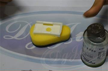 做沙發(fā)的海綿用什么膠水粘？?jī)?yōu)選聚厲牌EVA海綿專用膠水